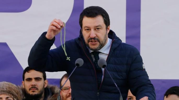 Hλεκτροσόκ στο «κονκλάβιο» των Βρυξελλών:  Οι ευρωσκεπτικιστές ετοιμάζονται να κυβερνήσουν την Ιταλία – Σάλπισμα αλλαγής στην ΕΕ